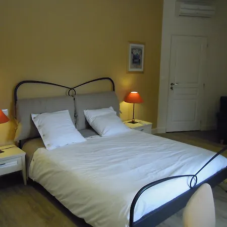 Bed & Breakfast Clos Des Secrets - Chambres D'hotes